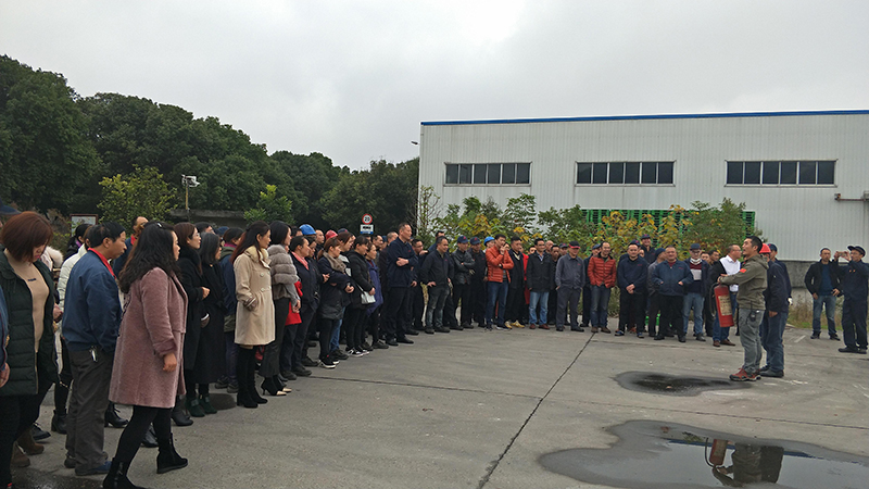 乐动平台急救安全知识培训暨应急疏散和消防灭火演练活动报道(图9)